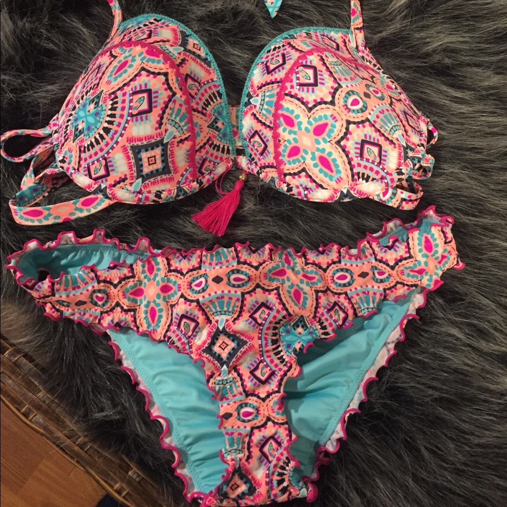 Bathing suit